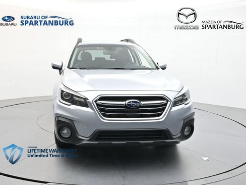 Used 2019 Subaru Outback 3.6R Limited w/ Popular Package #2 AWD/4WD image 2