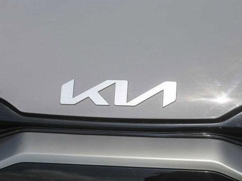 Certified 2023 Kia Sportage X-Line w/ X-Line Premium Package AWD/4WD image 7