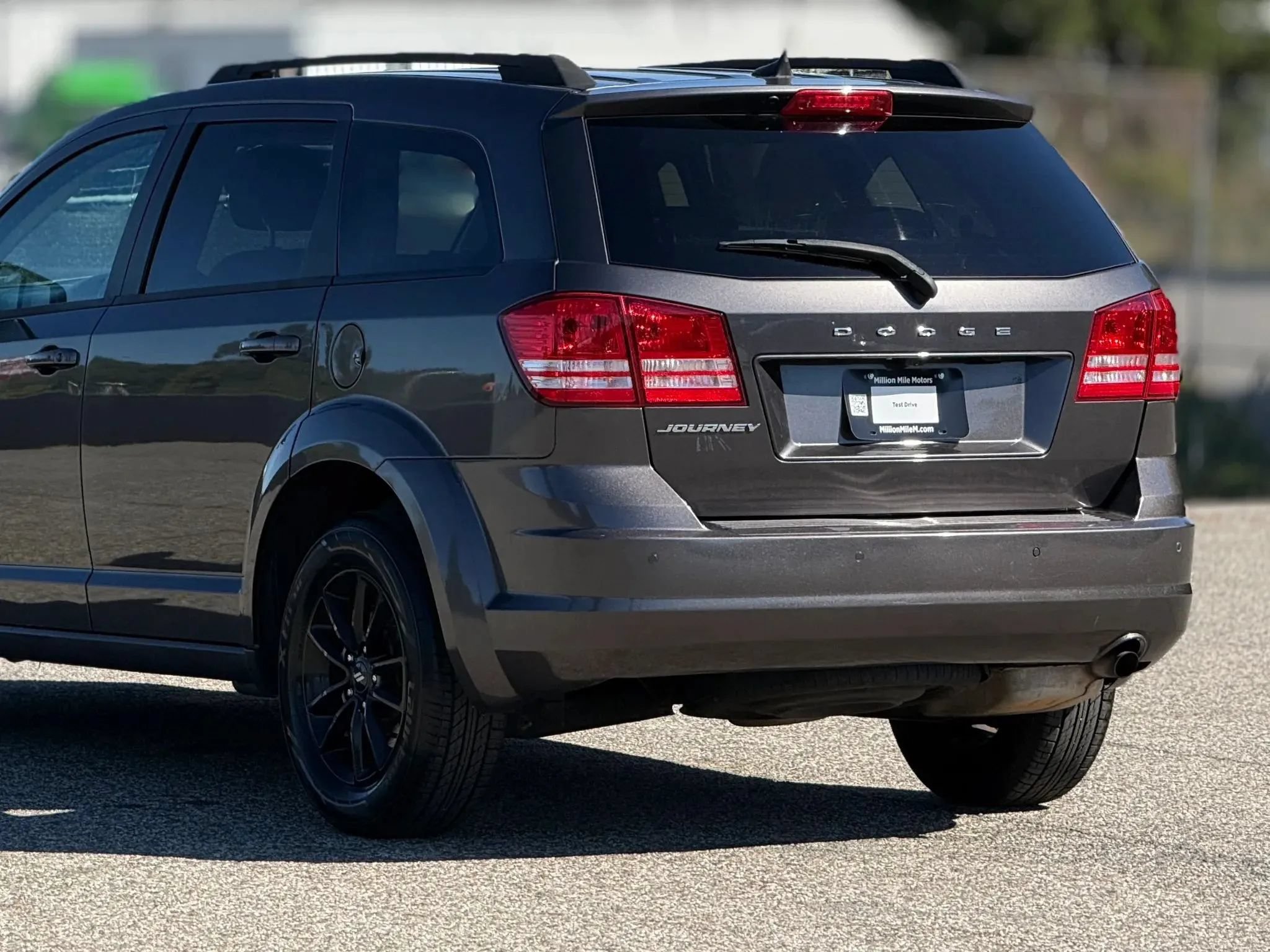 Used 2020 Dodge Journey SE w/ SE Popular Equipment Group FWD image 16