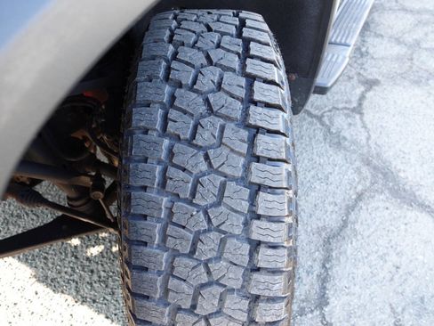 Used 2024 Chevrolet Silverado 2500 Custom w/ Custom Value Package image 54