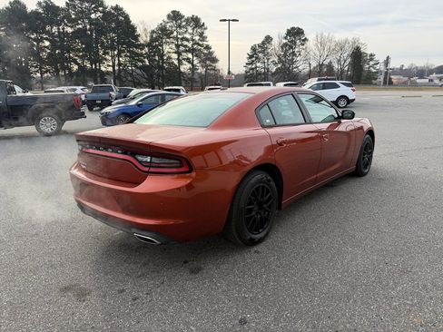 Used 2020 Dodge Charger SXT w/ Driver Convenience Group image 8