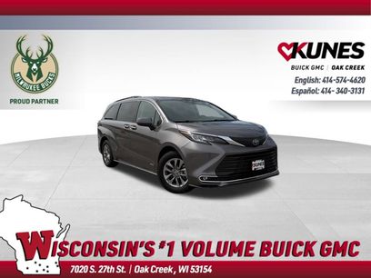 Used 2021 Toyota Sienna XLE