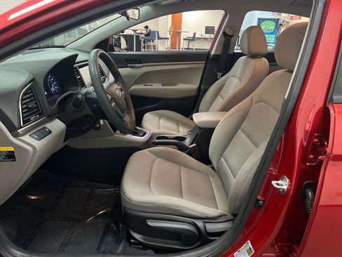 Used 2018 Hyundai Elantra SE w/ SE Connectivity Package 04 image 11
