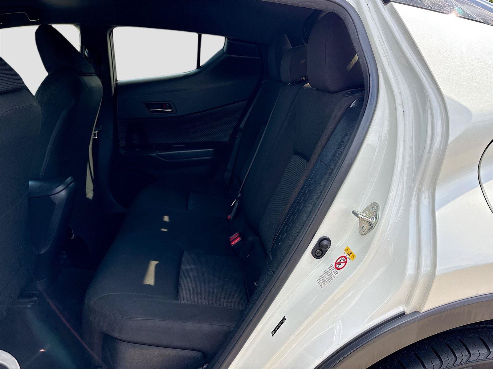 Used 2018 Toyota C-HR XLE FWD image 23