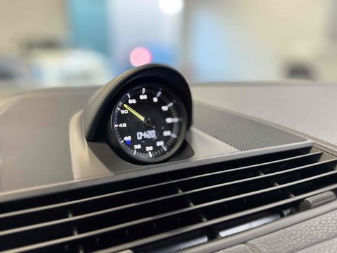 Used 2020 Porsche Panamera 4 image 30