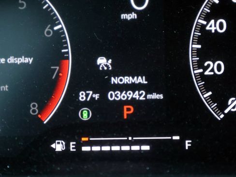 Used 2022 Honda Civic Sport image 32