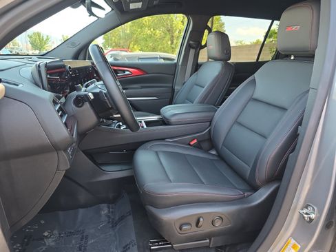 Used 2024 Chevrolet Traverse Z71 w/ Enhanced Driving Package AWD/4WD image 11