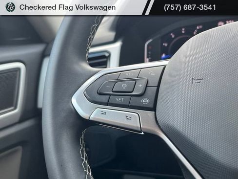 Used 2023 Volkswagen Atlas SE FWD image 37