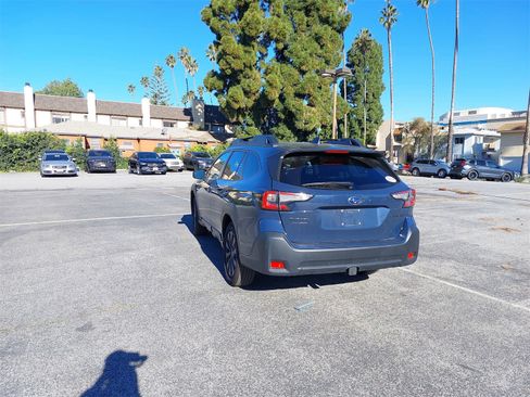 Used 2023 Subaru Outback Onyx Edition image 5