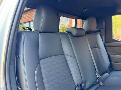 Used 2024 Toyota Tacoma TRD Off-Road w/ TRD Off Road Premium Package AWD/4WD image 39