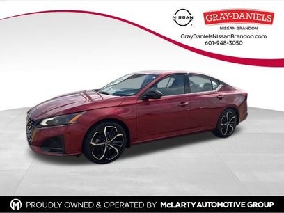 Used 2023 Nissan Altima 2.5 SR
