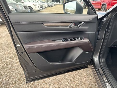 New 2025 MAZDA CX-5 Signature image 10