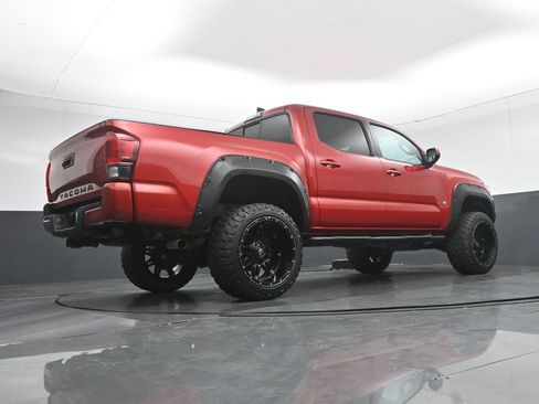 Used 2020 Toyota Tacoma SR image 50