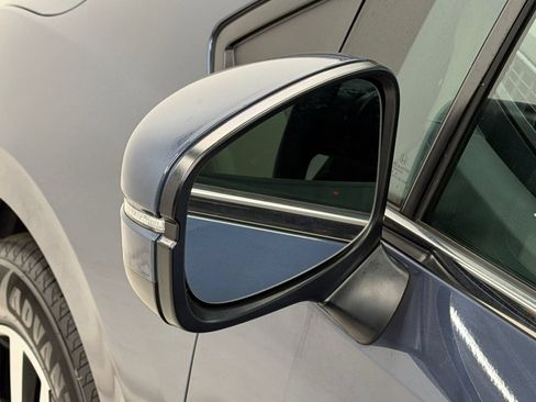 Used 2025 Honda Odyssey EX-L image 35