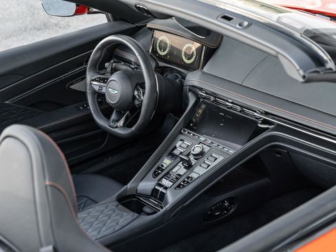 Used 2024 Aston Martin DB12 Convertible RWD image 30