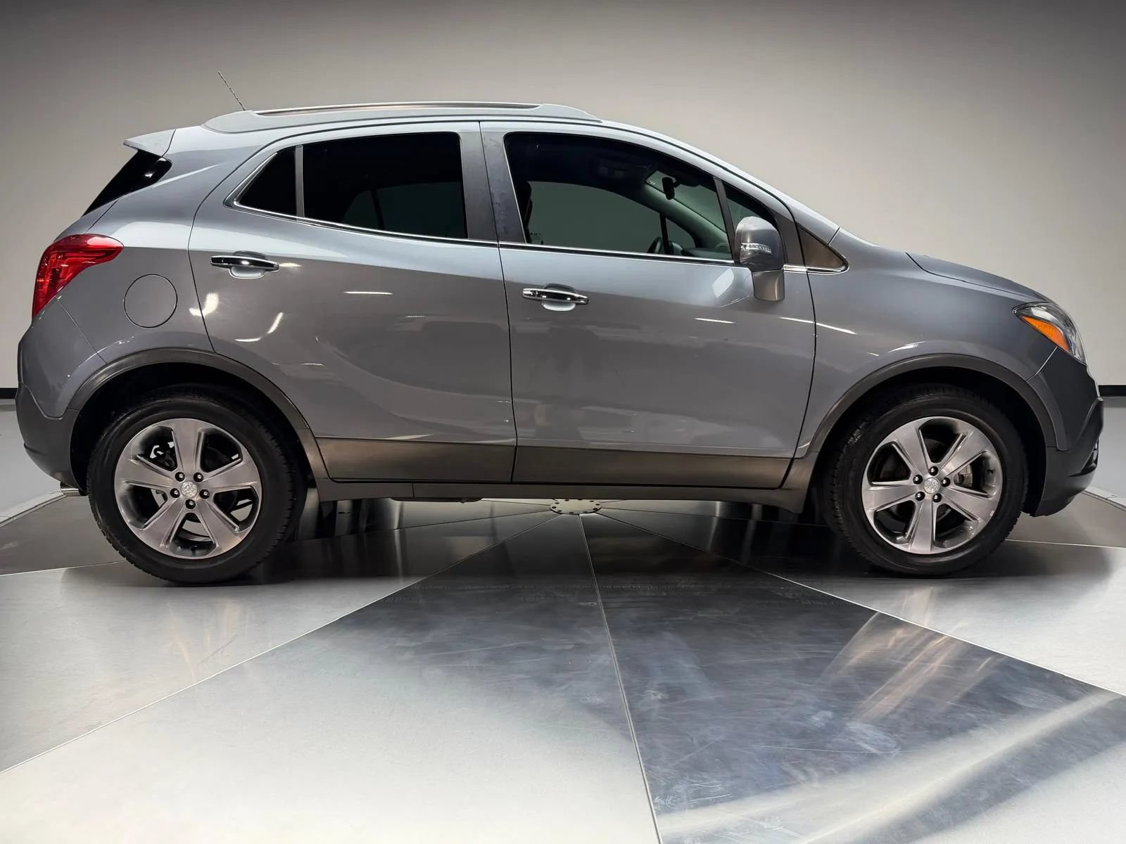 Used 2014 Buick Encore Premium FWD image 6