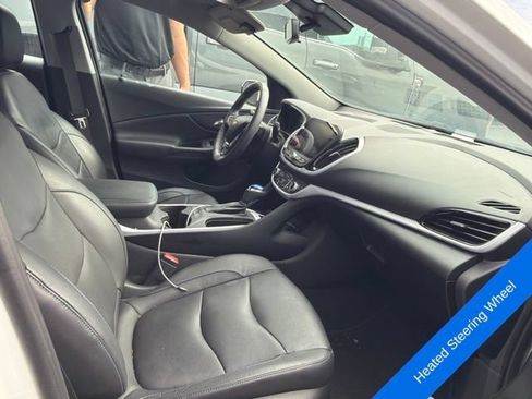 Used 2017 Chevrolet Volt LT w/ Comfort Package FWD image 14