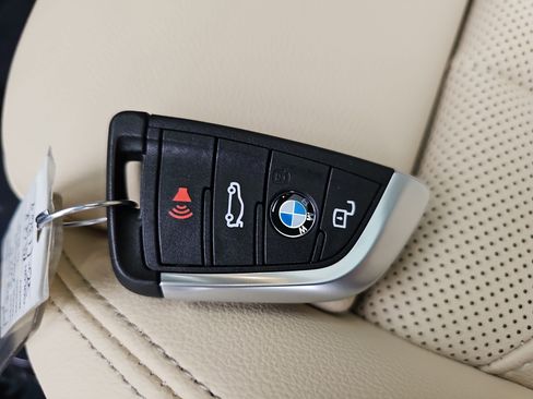 New 2026 BMW 330i 330i NA w/ Premium Package image 37