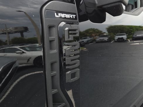 Used 2024 Ford F250 Lariat w/ Lariat Ultimate Package AWD/4WD image 37