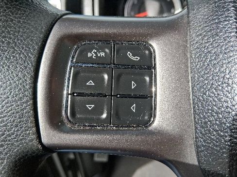 Used 2021 RAM 1500 Classic SLT AWD/4WD image 16