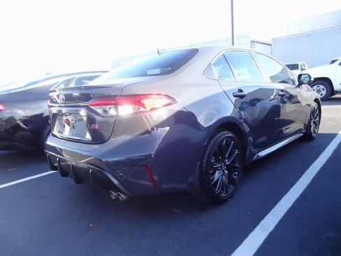 Used 2025 Toyota Corolla SE image 5