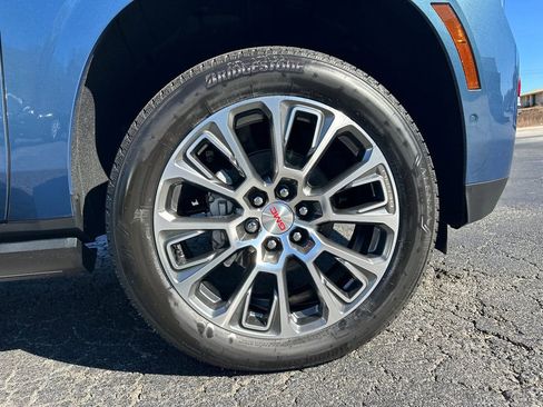 New 2026 GMC Yukon XL Denali w/ Sun & Power Step Package image 13