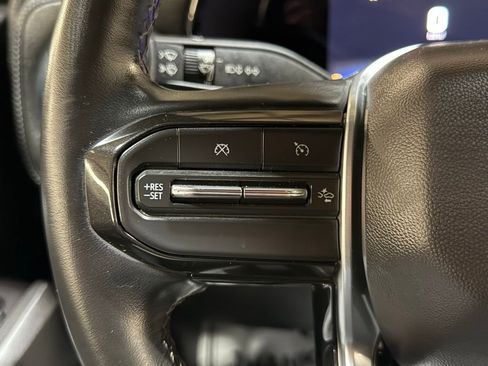 Used 2023 Chevrolet Colorado LT w/ LT Convenience Package II image 30