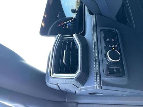 Used 2024 Ford Mustang Premium image 13