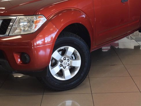 Used 2013 Nissan Frontier SV RWD image 13