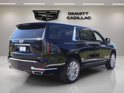 New 2026 Cadillac Escalade ESV Luxury w/ LPO, Floor Liner Package RWD image 5