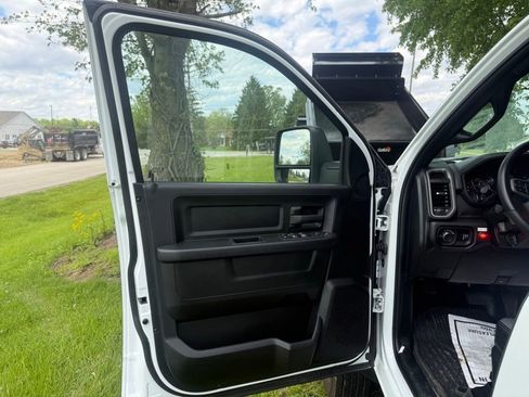 New 2024 RAM 5500 Tradesman AWD/4WD image 12