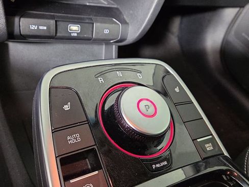 Certified 2022 Kia Niro EX FWD image 19