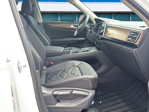 New 2026 Volkswagen Atlas SE FWD image 11