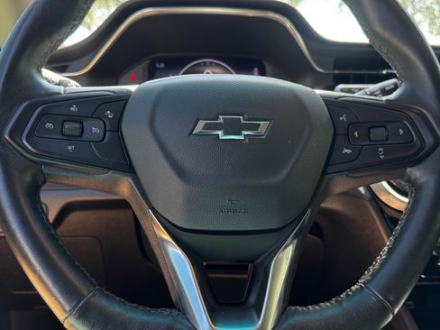 Used 2022 Chevrolet Bolt LT FWD image 10