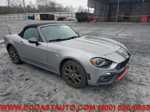 Used 2017 FIAT 124 Spider Abarth image 3