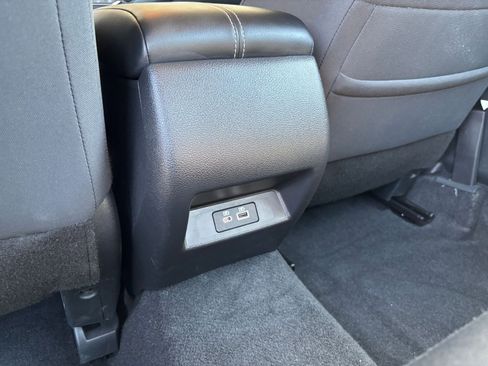 Used 2025 Nissan Altima 2.5 SV FWD image 23