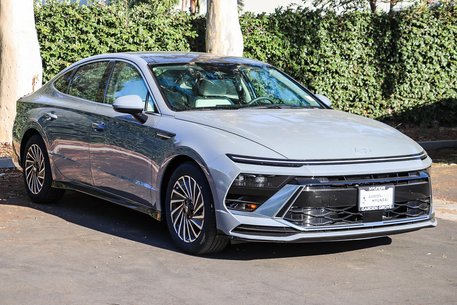 New 2026 Hyundai Sonata SEL FWD image 3