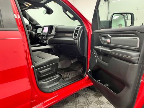 Used 2022 RAM 1500 Big Horn AWD/4WD image 31