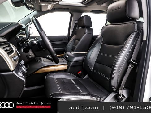 Used 2020 GMC Yukon XL Denali w/ Open Road Package image 17