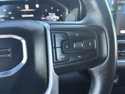 Used 2022 GMC Sierra 1500 SLT w/ SLT Convenience Package AWD/4WD image 19
