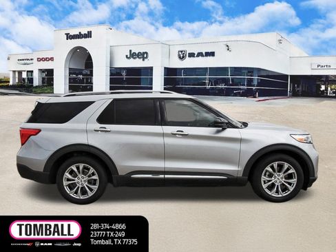 Used 2021 Ford Explorer Limited w/ Equipment Group 301A image 8