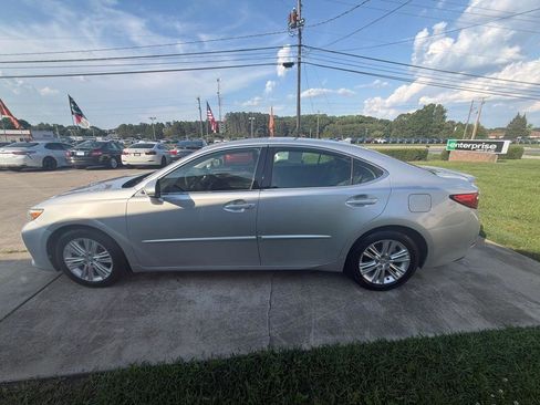 Used 2014 Lexus ES 350 w/ Premium Package FWD image 15