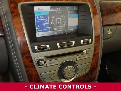 Used 2010 Jaguar XK Convertible image 22