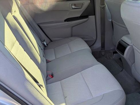 Used 2016 Toyota Camry LE image 17