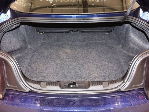 Certified 2018 Ford Mustang GT w/ Black Accent Package image 25