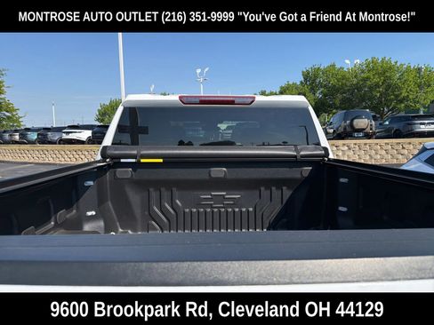 Used 2024 Chevrolet Silverado 1500 LT Trail Boss AWD/4WD image 7