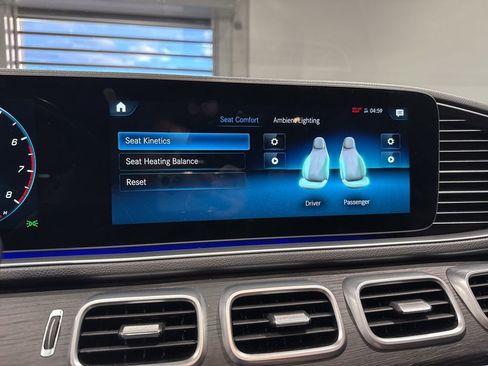 Used 2023 Mercedes-Benz GLE 350 4MATIC w/ AMG Line Exterior image 22