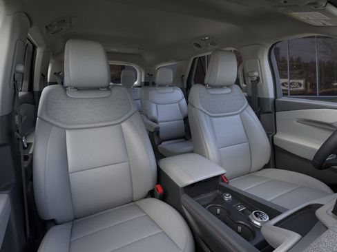 New 2026 Ford Explorer Active w/ Active Comfort Package AWD/4WD image 10