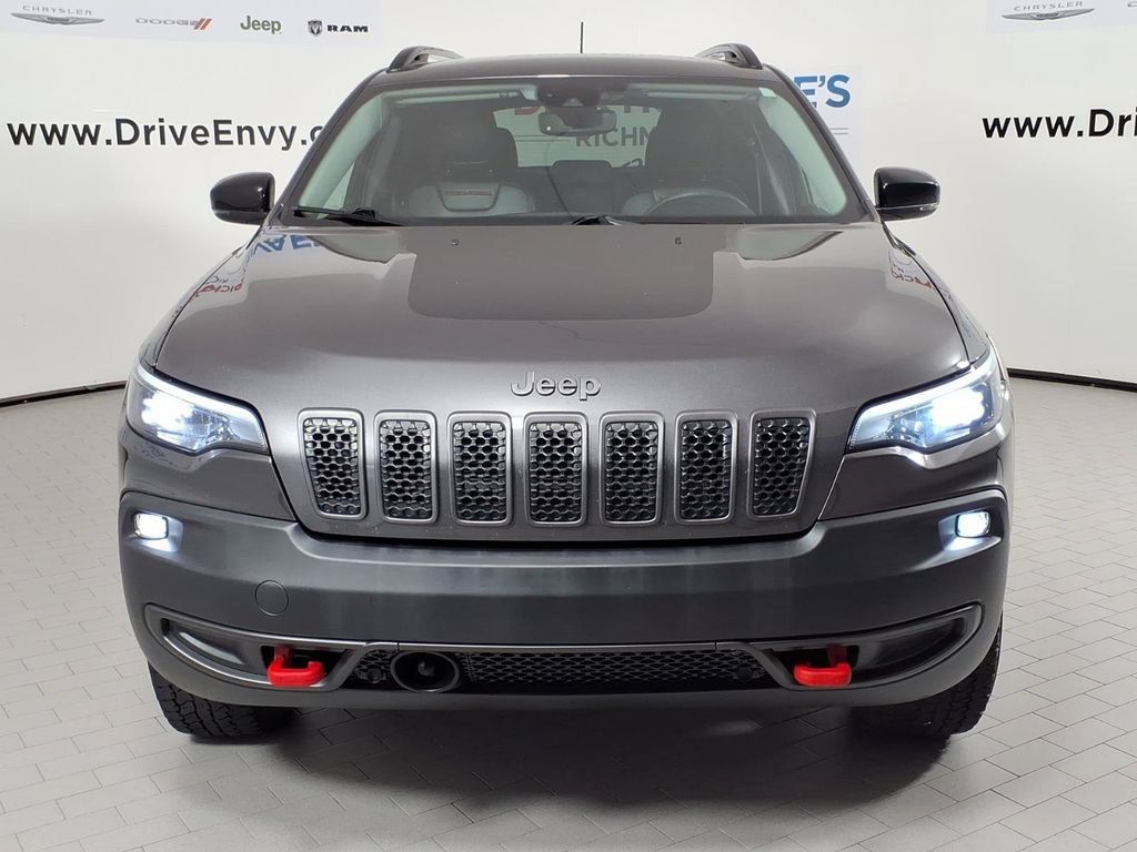 Used 2022 Jeep Cherokee Trailhawk w/ Comfort/Convenience Group AWD/4WD image 2