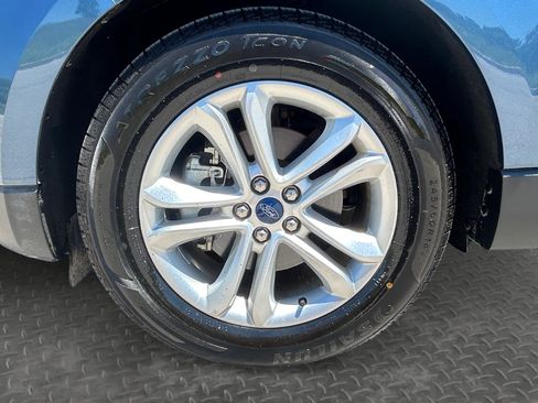 Used 2019 Ford Edge SEL w/ Equipment Group 201A FWD image 22